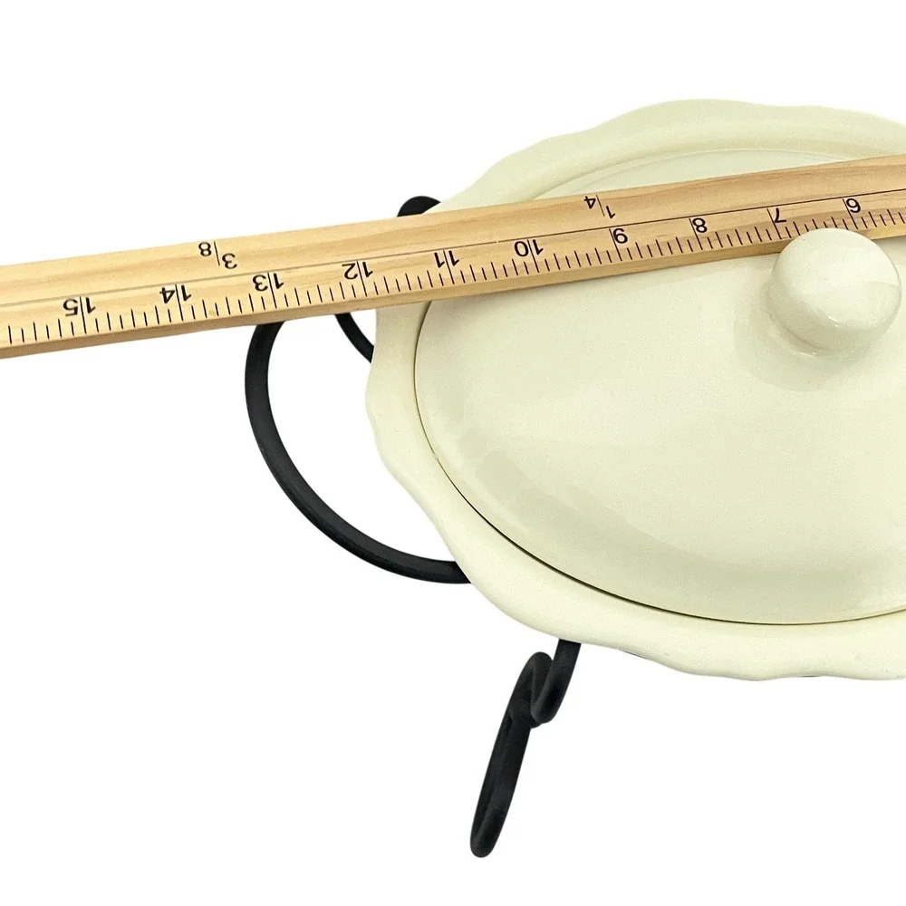 Hospitality Collection Casserole Dish  Cream Scalloped Metal Stand